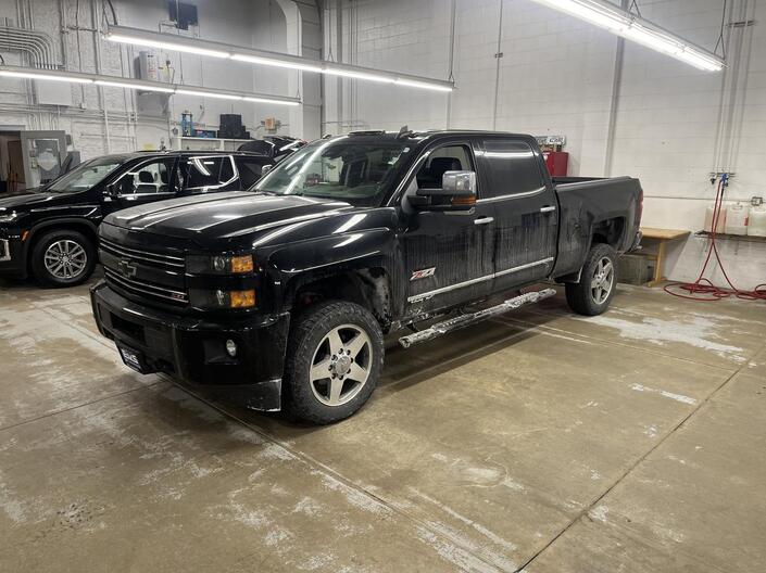 2016 Chevrolet Silverado 2500HD 2500HD LTZ Z71 Crew Cab 4WD CustomSportEdt Plus DrvrAlertPkgs w/Nav 20s Spray-OnBedliner Milwaukee WI